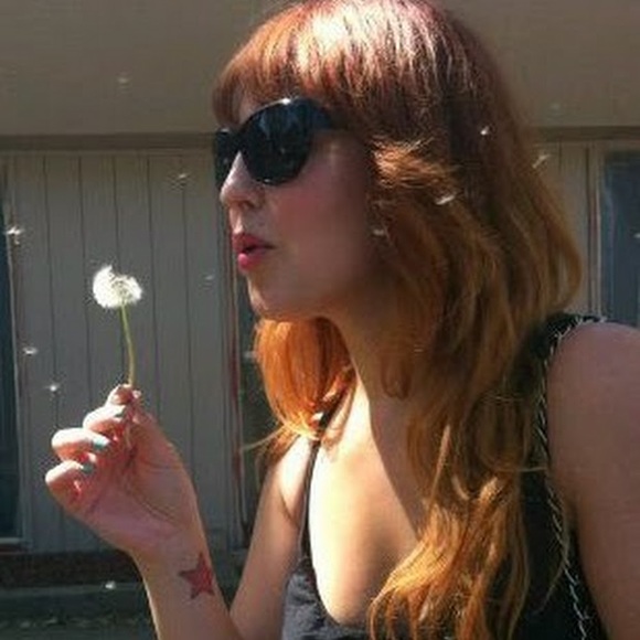 Meet your Posher, Laney - Picture 1 of 1